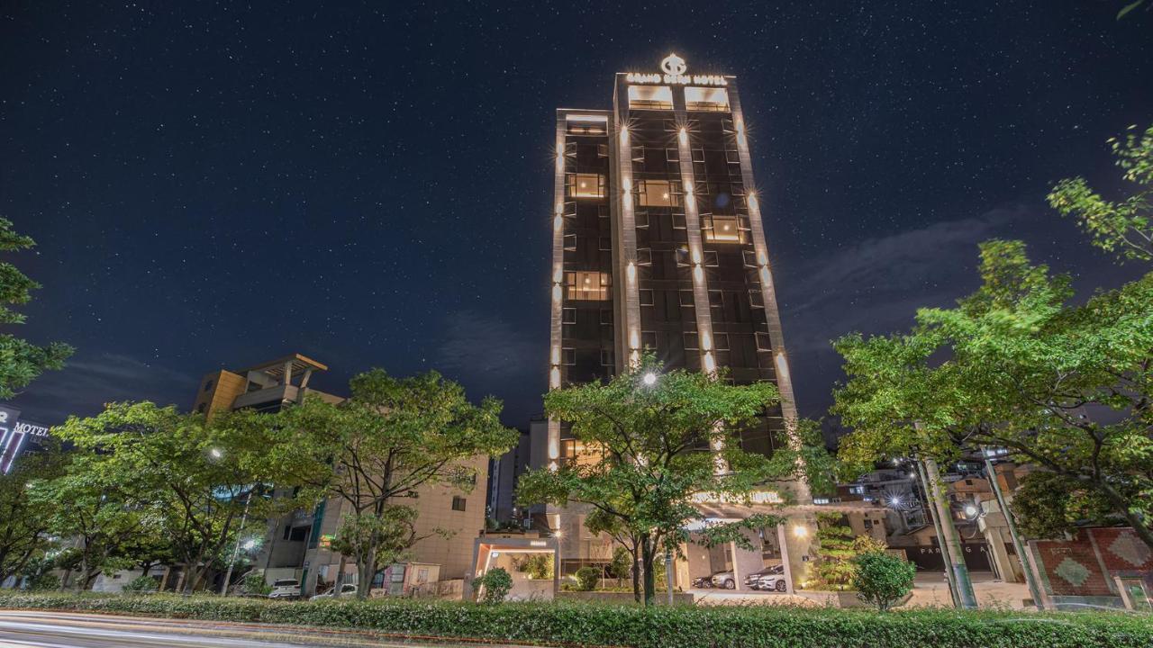 Yeongdo Grandbern Hotel Busan Dış mekan fotoğraf